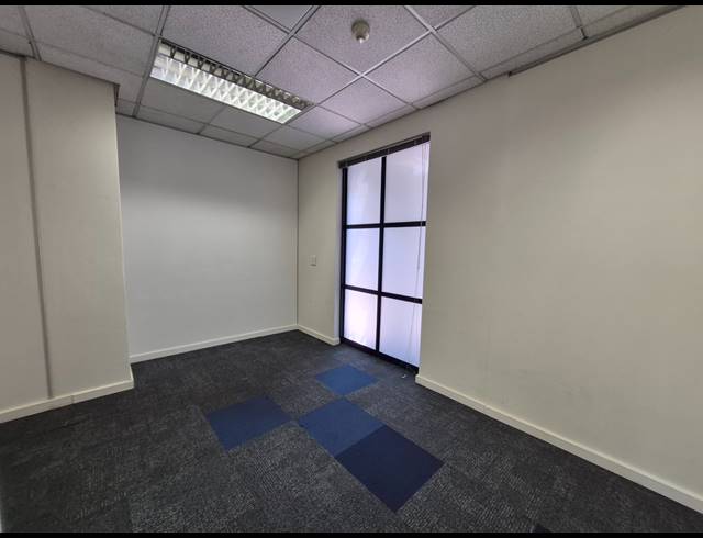 1,312M² OFFICE TO LET IN SANDTON CENTRAL